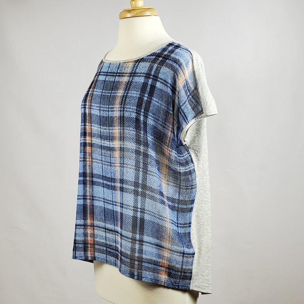 High-Low Lightweight Blue Plaid Tunic Top With Cap Sleeves and Gray Back Sz XS